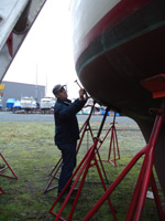 Steve doing a thorough hull inspection